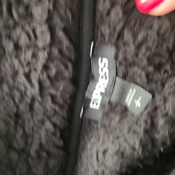 NWOT Express 1/4 Zip - Picture 6 of 7